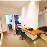 Luxury Close To The Beach